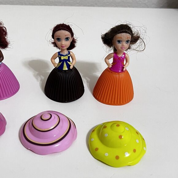 Cupcake Surprise Dolls Lot of 4 Transforms from Cupcake to Doll - Picture 7 of 16